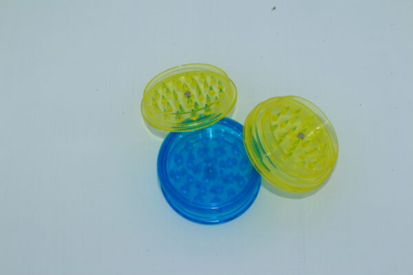 Affordable Plastic Weed Grinder - Image 8