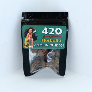 3 Grams of outdoor weed